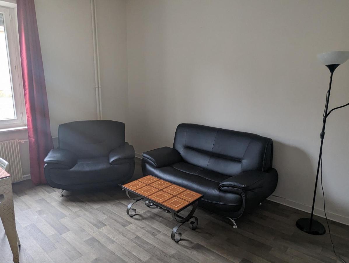 Le Thannois - Appartement 2 Chambres, Salon, Cuisine Equipee, Parking Et Wifi Gratuit Mulhouse Exteriör bild